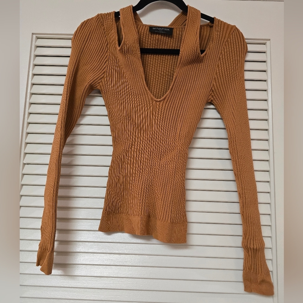MINKPINK- Revolve Gianna Knit Halter Long-Sleeve Ribbed Top